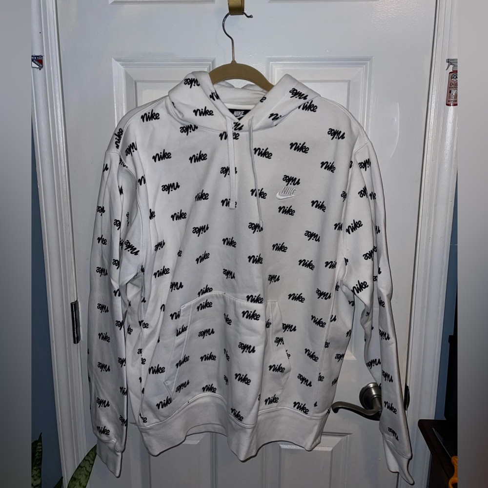 New White Nike Sweatshirt